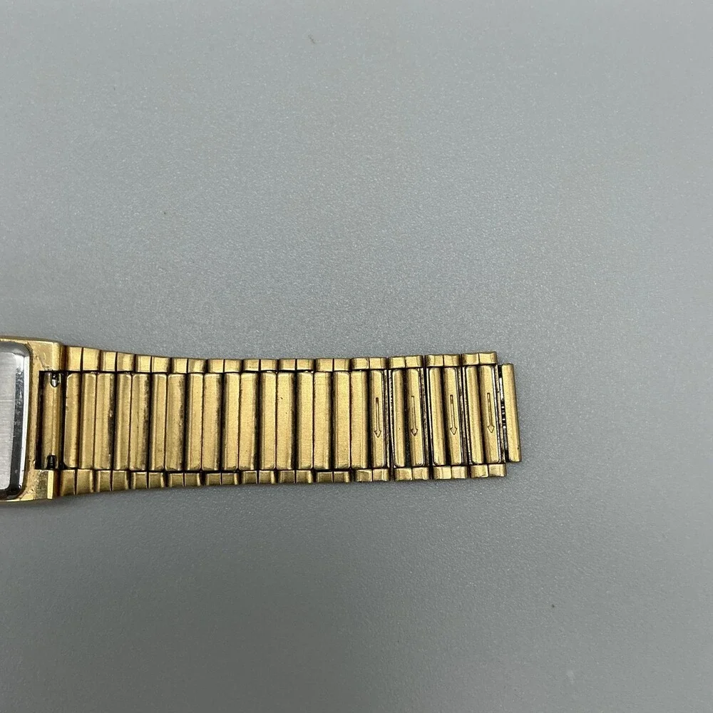Vintage Citizen Mens Watch 24mm Black Dial Gold Tone Broken Band New Battery